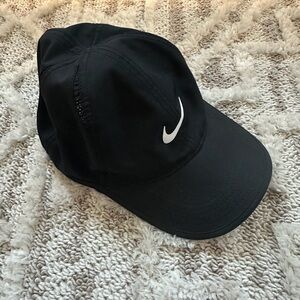 Nike Women’s Unstructured Hat